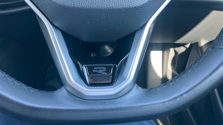 Volkswagen Golf 1.5 eTSI 150 R-Line 5dr DSG Petrol Hatchback